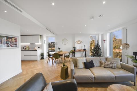 3 bedroom apartment for sale, Rothesay House, Glenthorne Road, London W6