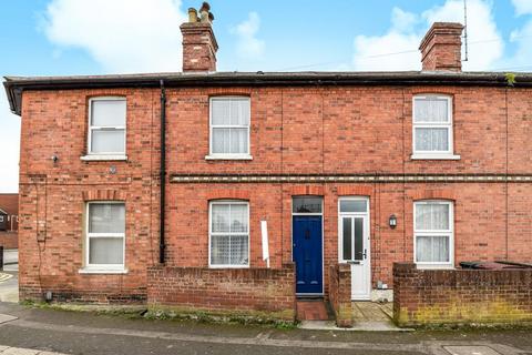 2 bedroom terraced house to rent, Orts road,  Reading,  RG1