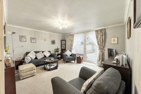 3 bedroom end of terrace house for sale, Sandbach Place, Woolwich, SE18