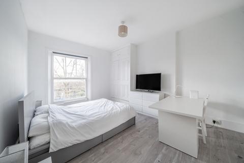 2 bedroom apartment to rent, Compayne Gardens, South Hampstead, London, NW6