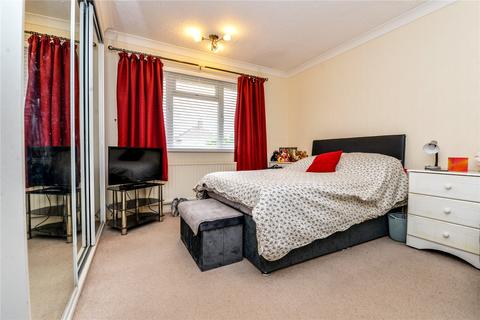 5 Arnolds Close, Barton On Sea, New Milton, BH25 7JW