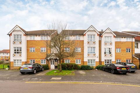 2 bedroom flat for sale, Newcombe Gardens, Hounslow, TW4