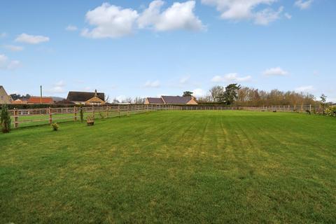 3 bedroom detached house for sale, Meadow Lane, Nosterfield