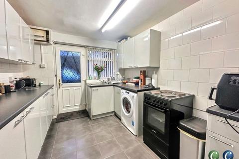 3 bedroom terraced house for sale, Lovett Court, Rugeley, WS15 2QD