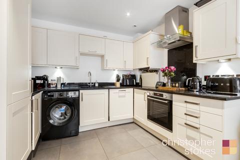 3 bedroom semi-detached house for sale, Guinevere Gardens, Waltham Cross, Hertfordshire, EN8 8EJ