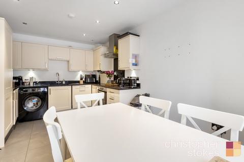 3 bedroom semi-detached house for sale, Guinevere Gardens, Waltham Cross, Hertfordshire, EN8 8EJ