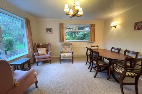 2 Meadow View, Glastonbury, BA6 8DY