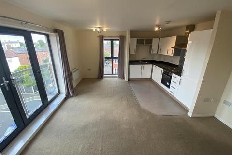2 bedroom flat for sale, River View, Larch Way