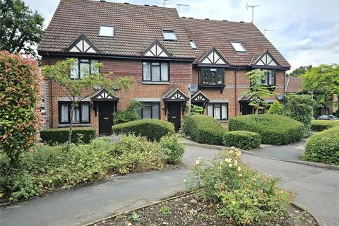 1 bedroom maisonette to rent, Dorchester Court, Oriental Road, Woking, Surrey, GU22