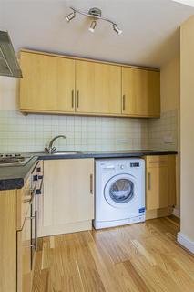 1 bedroom flat to rent, Albany Road, Cardiff CF24