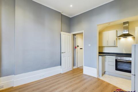 1 bedroom flat for sale, Enys Road, Upperton, Eastbourne, BN21