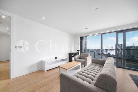 3 bedroom flat to rent, Horizons Tower, 1 Yabsley Street, Canary Wharf, London, E14