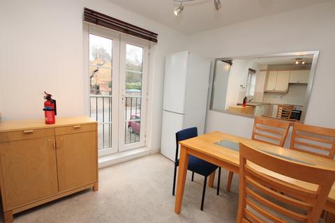 1 bedroom in a house share to rent, 85 Union Street, Kettering, Northamptonshire, NN16