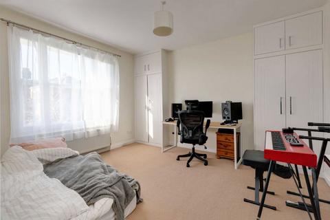 1 bedroom flat for sale, Dartmouth Park Hill, London NW5