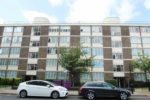 2 bedroom flat to rent, White Horse Lane, London E1