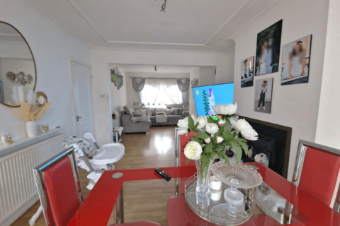 3 bedroom semi-detached house for sale, STANMORE, London HA7