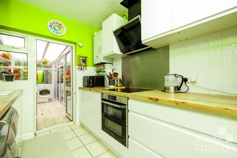 2 bedroom maisonette for sale, Barnsdale Road, Reading RG2