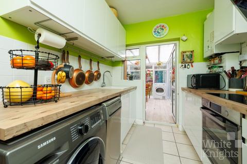 2 bedroom maisonette for sale, Barnsdale Road, Reading RG2