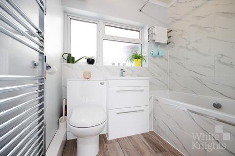 31 Barnsdale Road, Reading, RG2 7JG
