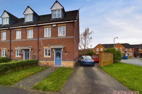 3 bedroom townhouse for sale, Bloom Avenue, Brymbo, Wrexham