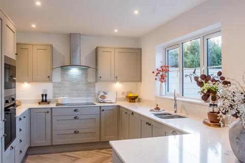 4 bedroom house for sale, Nettlestone Village, Isle of Wight