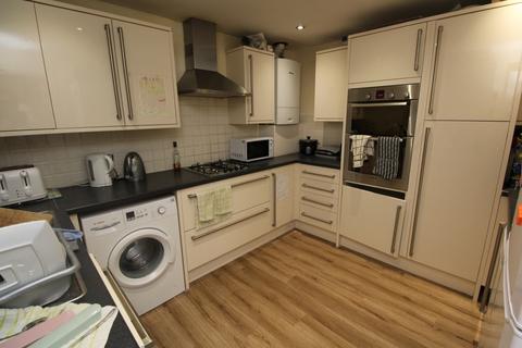 1 bedroom in a house share to rent, Rossmore Road, Parkstone