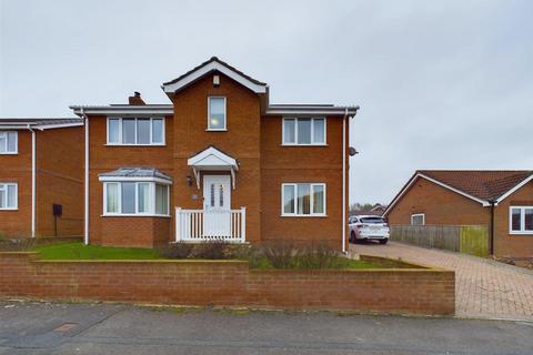 4 bedroom detached house for sale, Thorntondale Drive, Bridlington