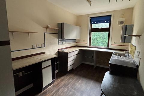 2 bedroom flat to rent, Lawton Terrace, Coldside, Dundee, DD3