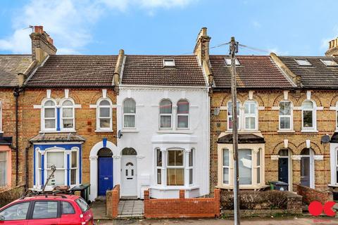 Hughenden Terrace, Leyton E15