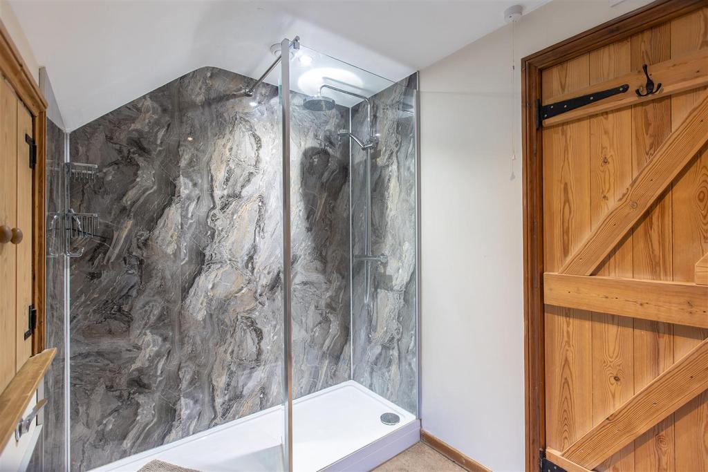 Featherstone Cottage Shower Room-1.jpg