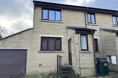 2 bedroom apartment to rent, Lavinia Terrace, Clayton, Bradford