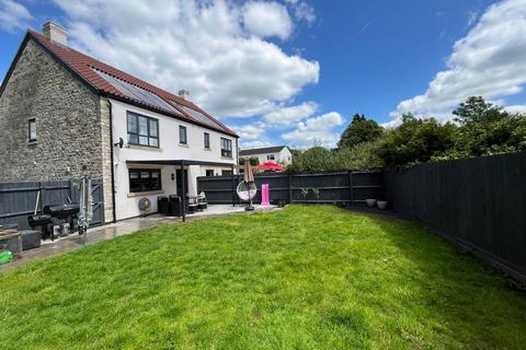 4 bedroom semi-detached house for sale, Princes Court, Yatton