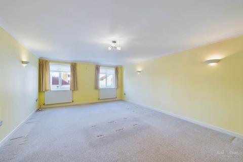 2 bedroom flat to rent, Little Chelsea