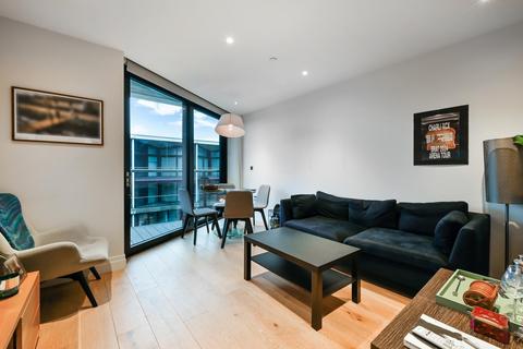 2 bedroom flat for sale, Four Riverlight Quay, Nine Elms, SW11