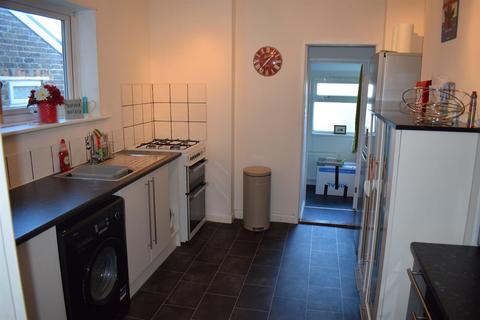 3 bedroom terraced house to rent, Tokio Road, Portsmouth, PO3 5AT