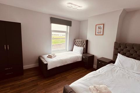 2 Poolside, Haverigg, Millom, LA18 4HW