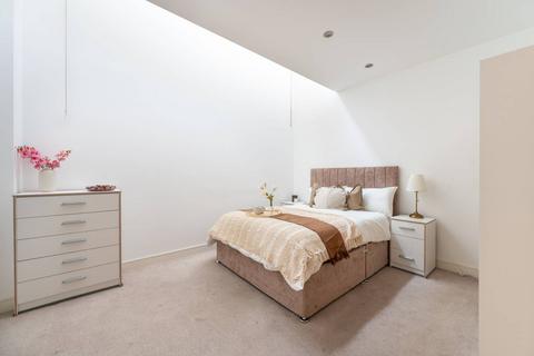 1 bedroom flat for sale, Research House, Greenford, UB6