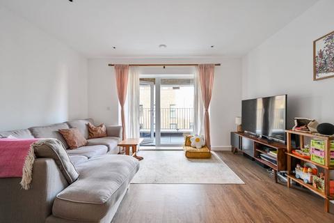 2 bedroom flat for sale, Austwick Court, Woolwich, LONDON, SE18