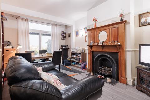 3 bedroom terraced house for sale, Evanston Avenue, Highams Park, E4