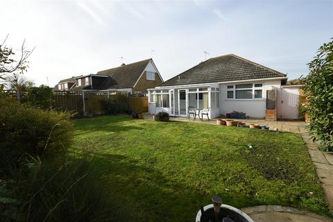 2 bedroom detached bungalow for sale, Canvey Island SS8