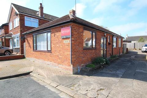 2 bedroom detached bungalow for sale, Mere View Avenue, Hornsea