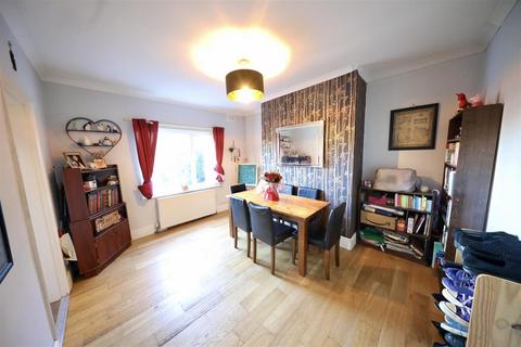 3 bedroom terraced house for sale, Cottingham Road, Hull