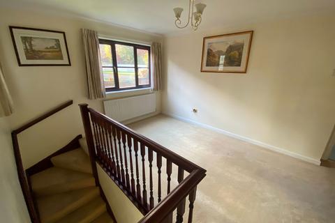 9 Brookhill Close, Diggle, Oldham, OL3 5NH