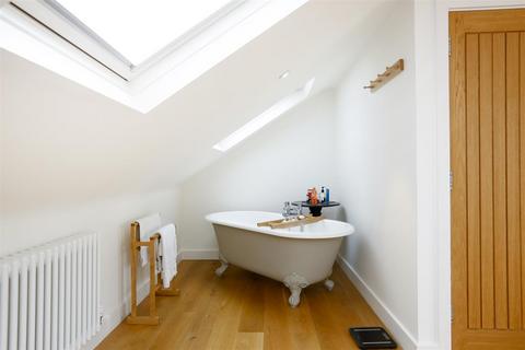 119 Durham Road, London, SW20 0DF