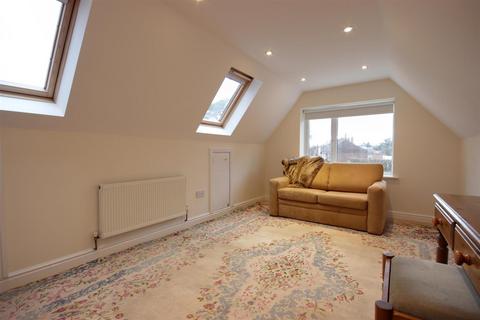 White Cottage Aldbrough Road, Withernwick, Hull, HU11 4TF