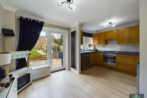 3 bedroom semi-detached house for sale, Tintern Road, Gossops Green RH11