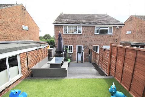 2 bedroom semi-detached house for sale, Tintern Road, Gossops Green RH11