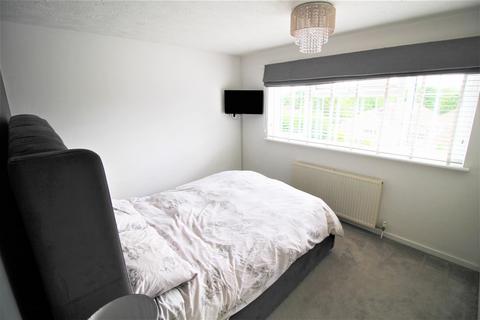 12 Tintern Road, Crawley, RH11 8NG