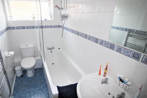 12 Tintern Road, Crawley, RH11 8NG