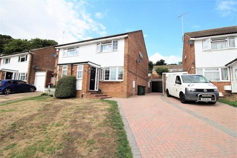 12 Tintern Road, Crawley, RH11 8NG